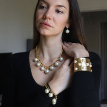 Load image into Gallery viewer, Pearl Cuff