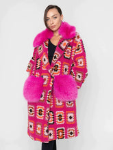 Load image into Gallery viewer, KNIT &amp; FOX COAT
