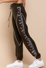 Load image into Gallery viewer, Tiger Jogger