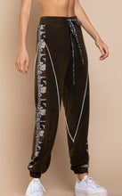 Load image into Gallery viewer, Tiger Jogger